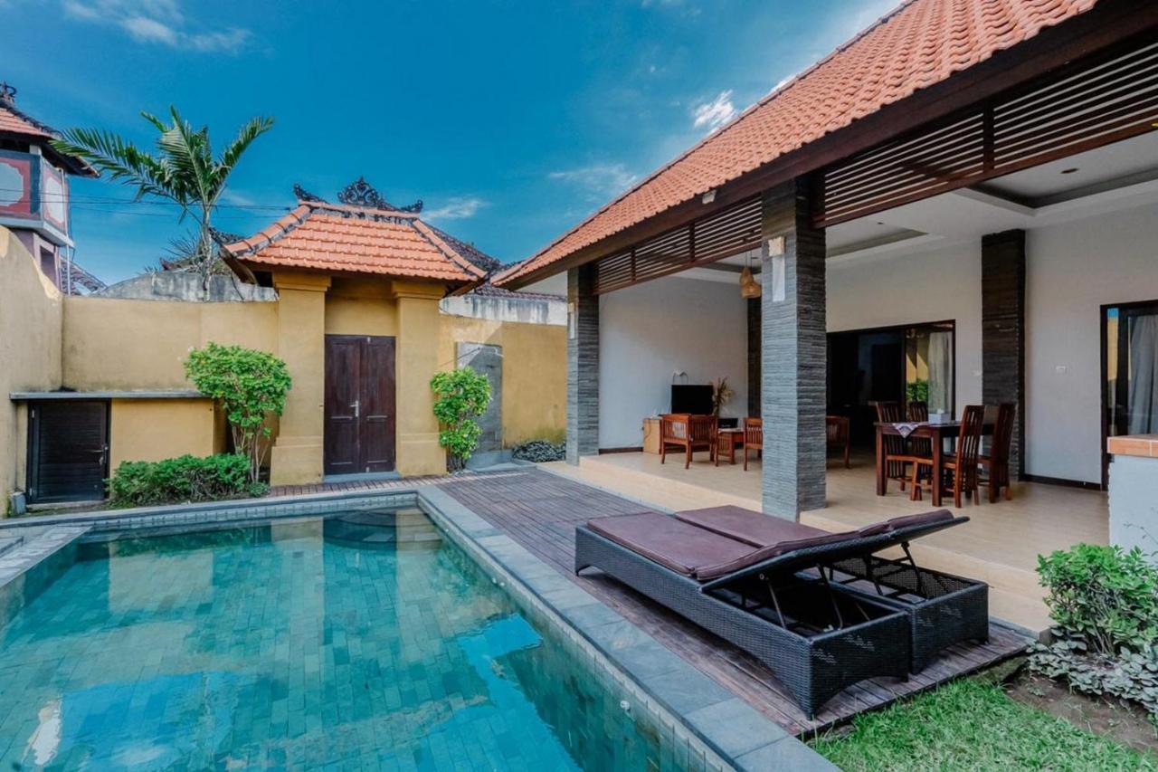Bali Radiance Villas Seminyak Esterno foto
